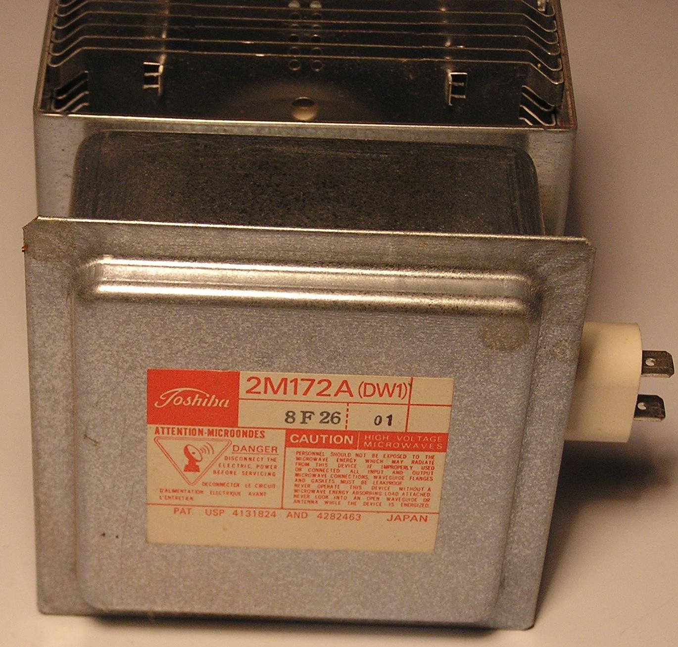 Toshiba 2M172A DW1 microwave magnetron - Click Image to Close